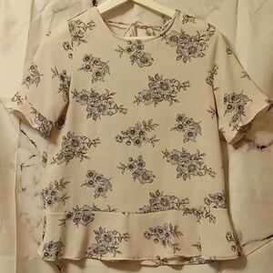 Theoutfit blouse small 🩵🩵🩵🩵